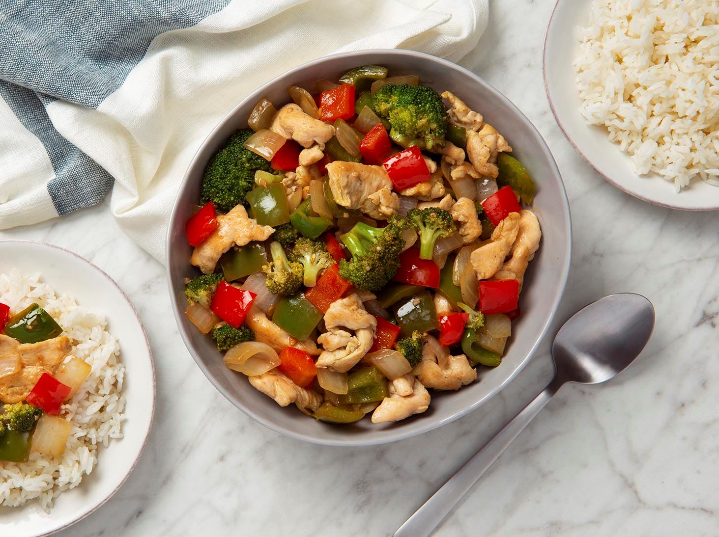 Stir-Fried Mojo Chicken, Peppers and Broccoli