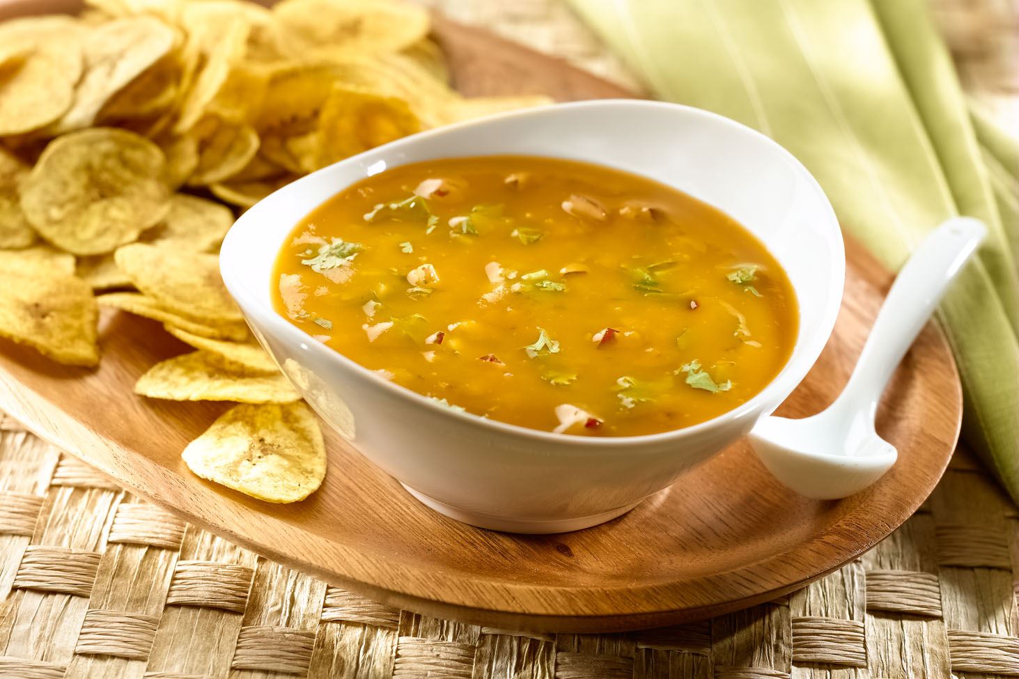 Salsa Picante Ecuatoriana - Ají de Tomate de Árbol - Recetas | Goya Foods