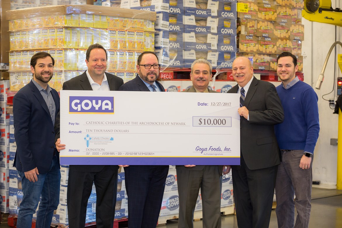 Press Release: GOYA GIVES 120,000-POUNDS OF FOOD, $10,000 AND TOYS TO CATHOLIC CHARITIES OF THE ARCHDIOCESE OF NEWARK DURING THE CHRISTMAS SEASON