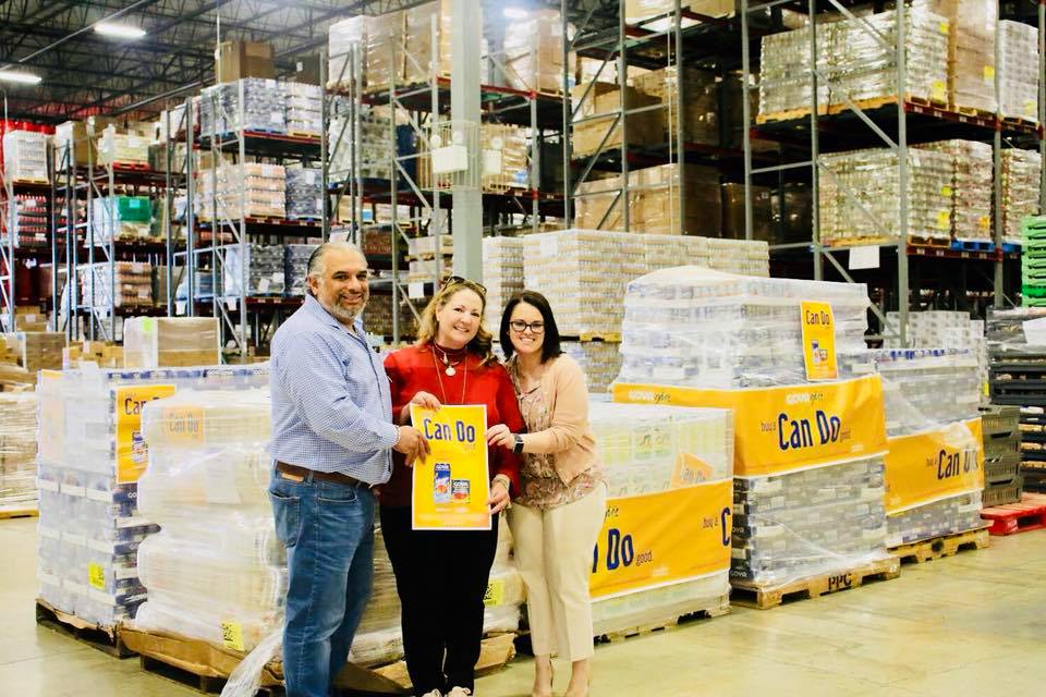 Goya dona 23,000 libras de alimentos a San Antonio Food Bank