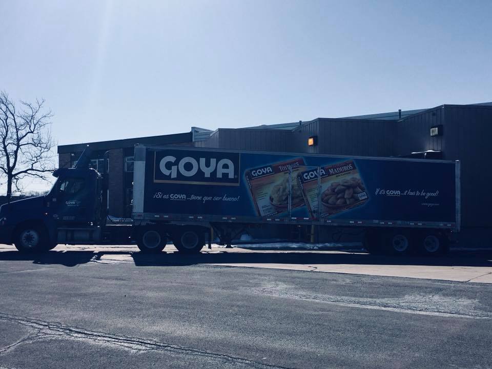 Goya Donates 34,580 lbs of food to Foodlink