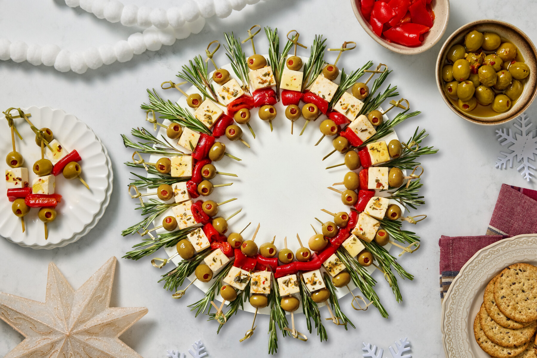 Pinchos de Aceitunas y Queso Marinados