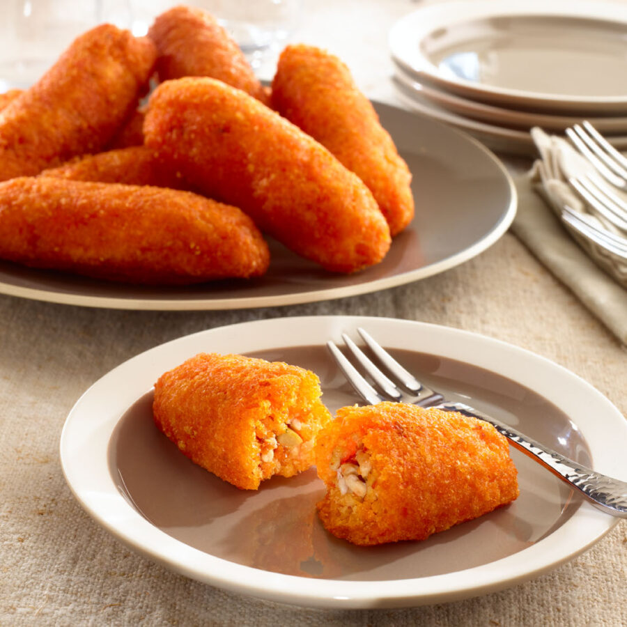 Alcapurrias – Stuffed Yuca Fritters