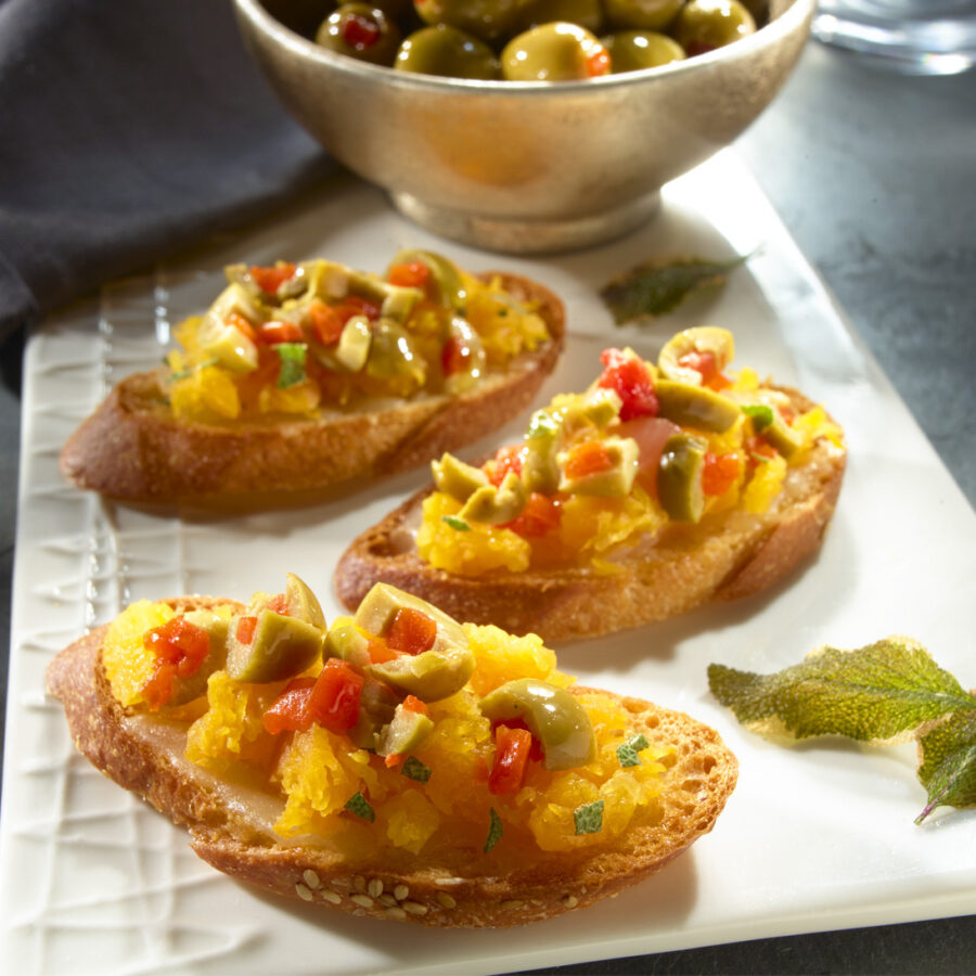 Crostini de Aceitunas y Calabaza