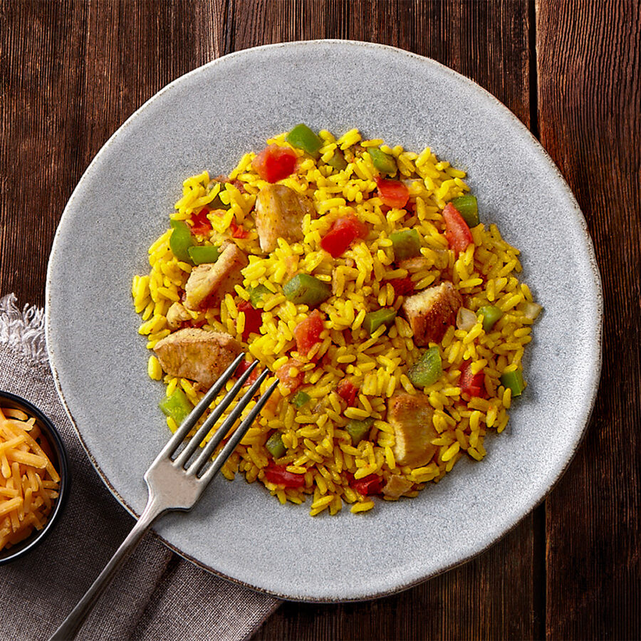 Delicioso Pollo con Queso y Arroz Amarillo