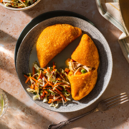 Pasteles de Pollo Salvadoreños