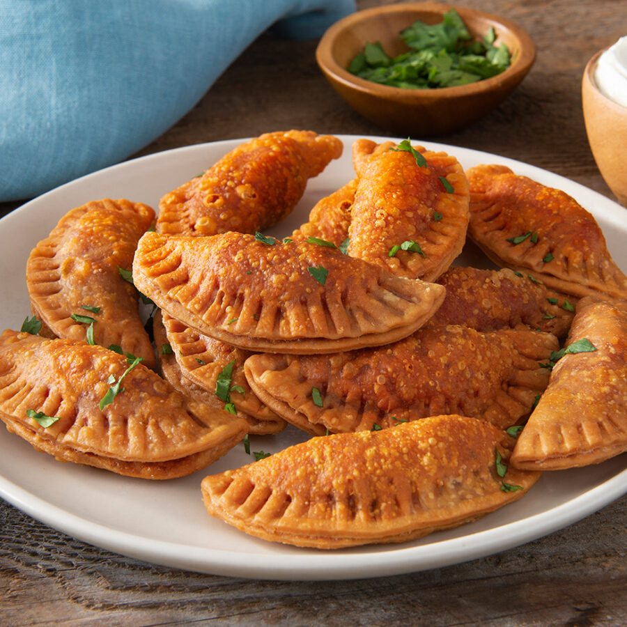 Mini Empanadas de Pollo Ahumado