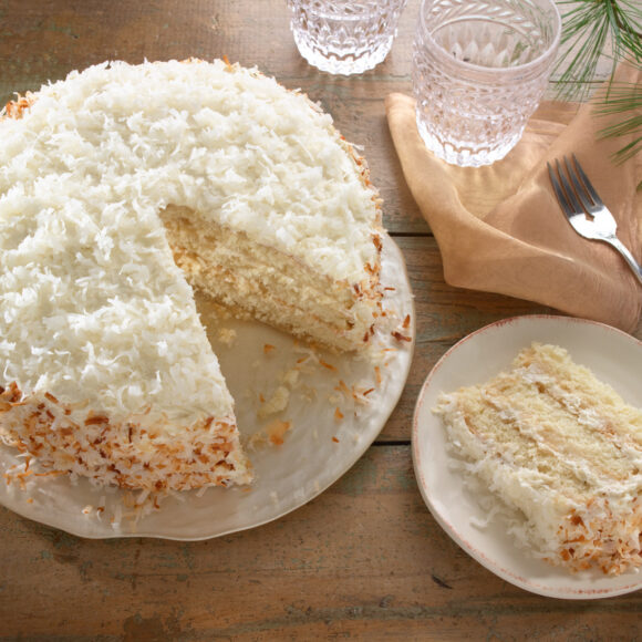 Coquito Cake