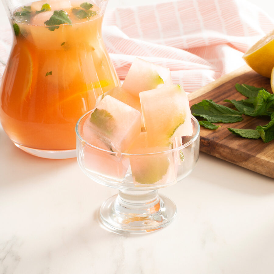 Cubitos de Hielo Afrutados con Agua de Coco