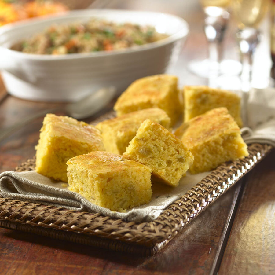 Pan de Maíz con Chile Verde