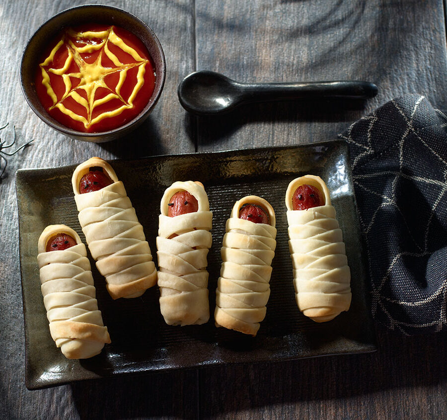 Mummy Hot Dog Wraps