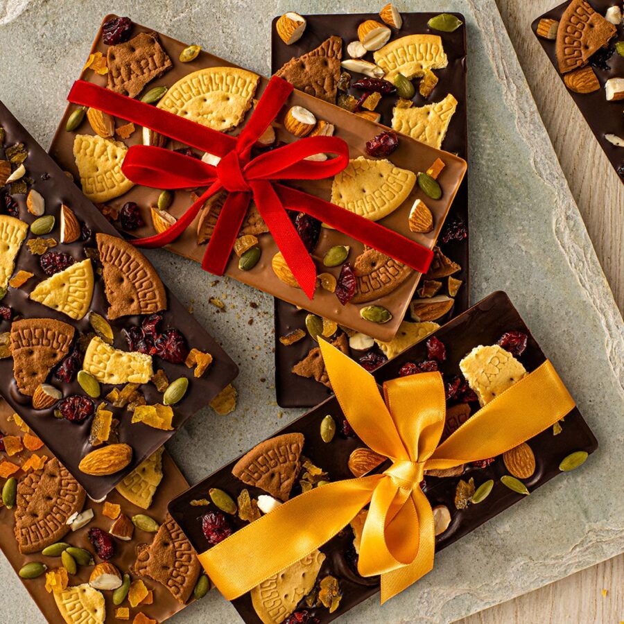 Easy Maria Cookie Chocolate Bar