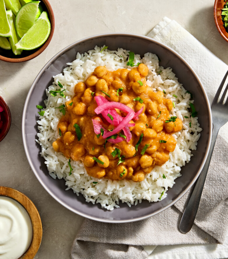 Vegan Creamy Chipotle Chickpea Rice Bowl