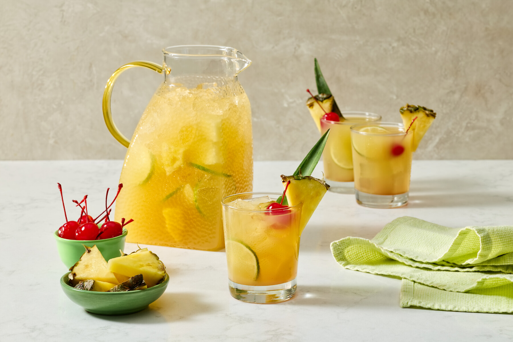 Skinny Piña Colada Spritz